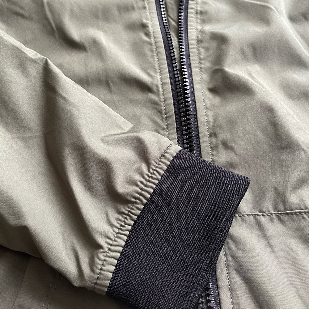 NEW | Old Navy | Army Green Lightweight Jacket | Windbreaker for Boys | L(10-12) - Picture 8 of 8